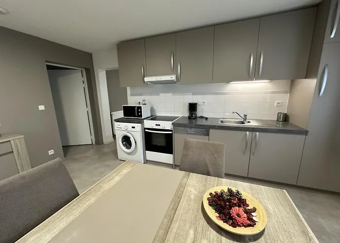 Les Armayans Casa de Férias *