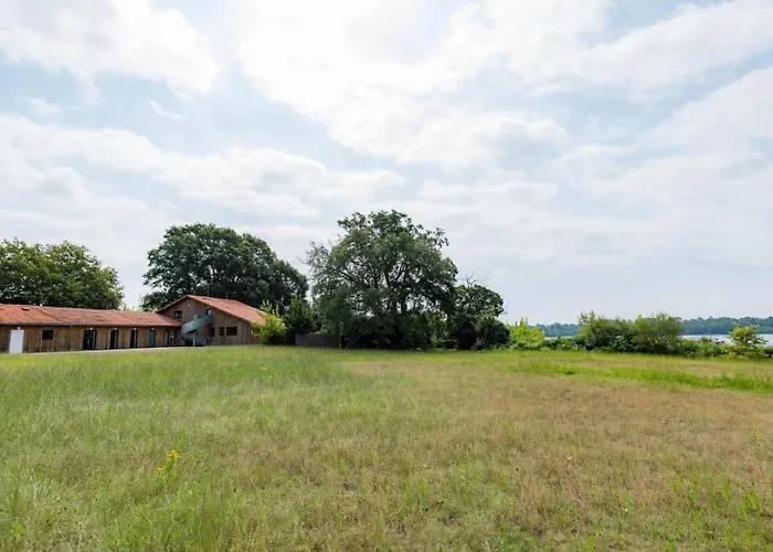 Les Armayans Casa de Férias *